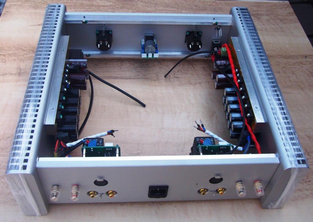 Hi-Fi zesilovač HQQF Topologie Federmann